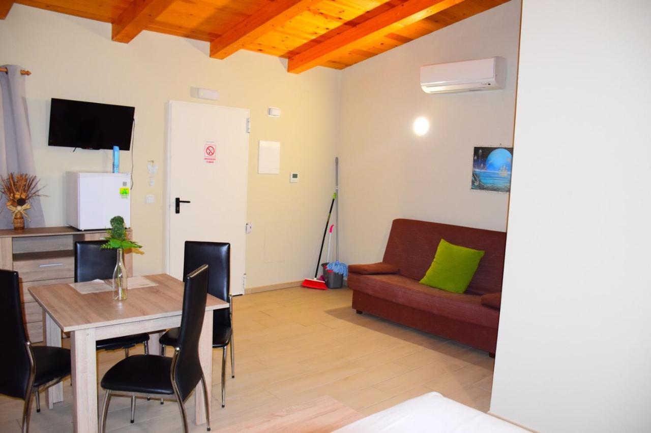 Apartamentos Giuliano Empuriabrava Exterior foto
